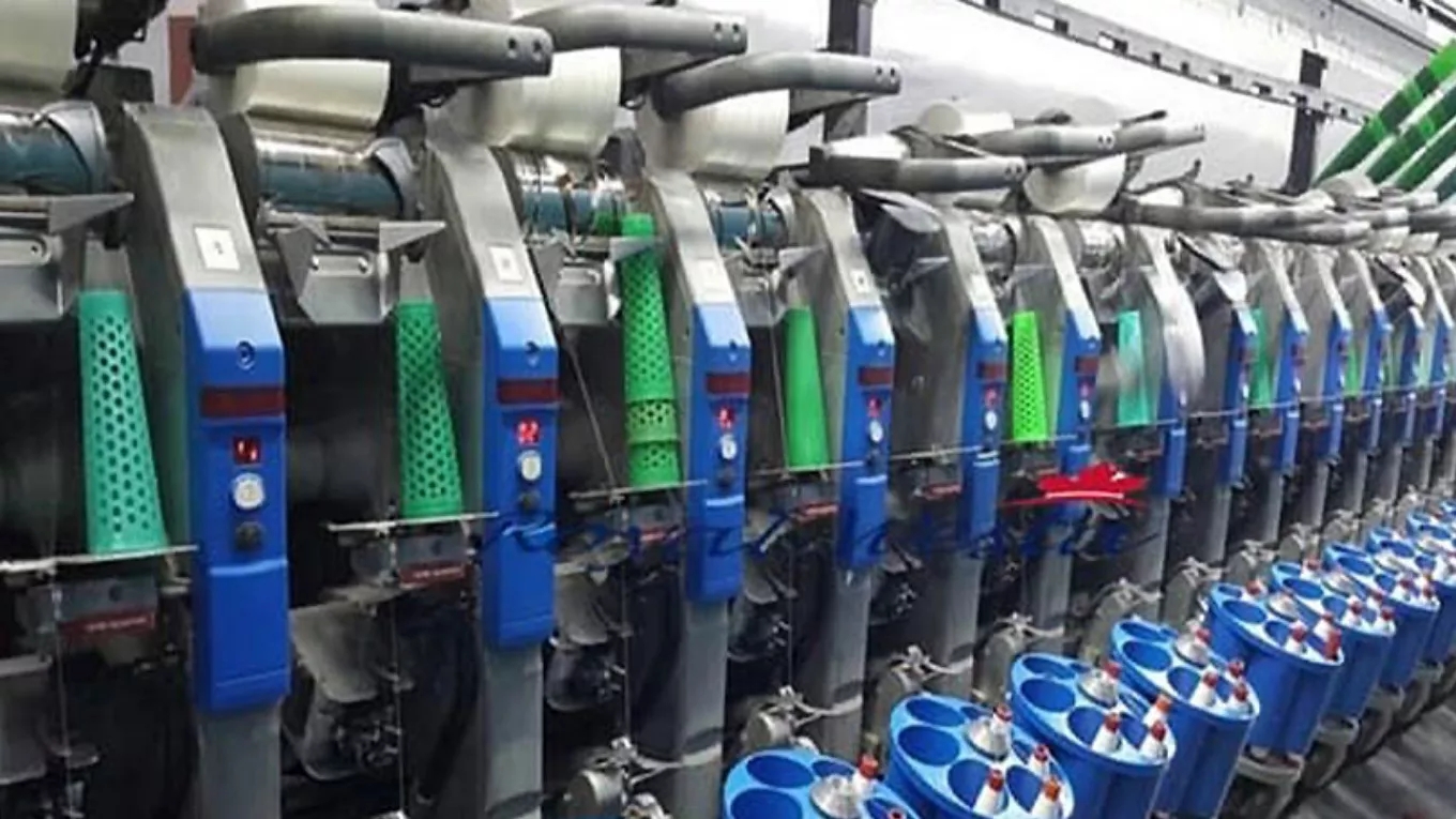 Features of the new autoconner screw bobbin machines