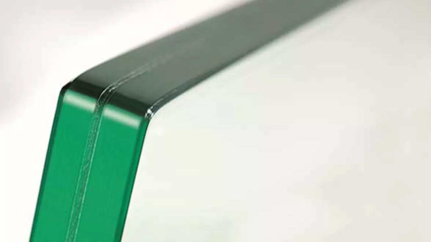 الفرق بين الزجاج الرقائقي الأمني