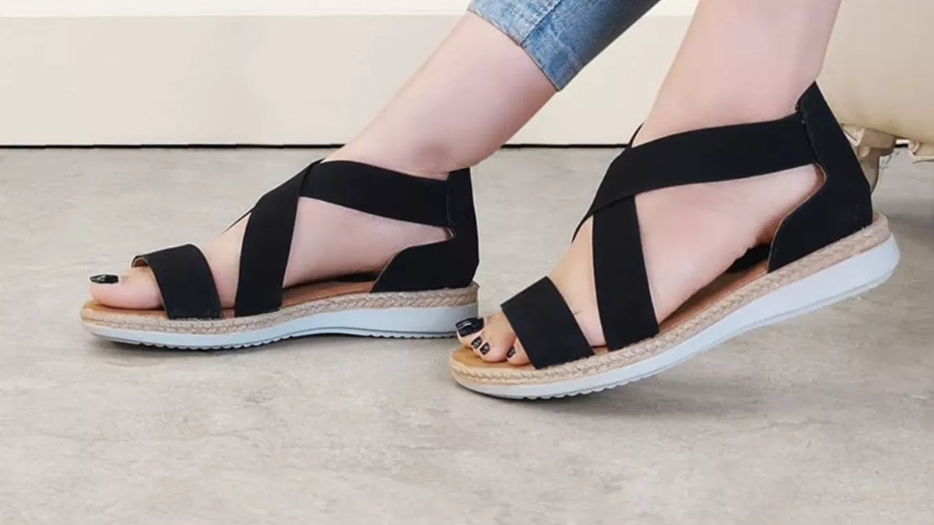 Women's shoes for hot seasons