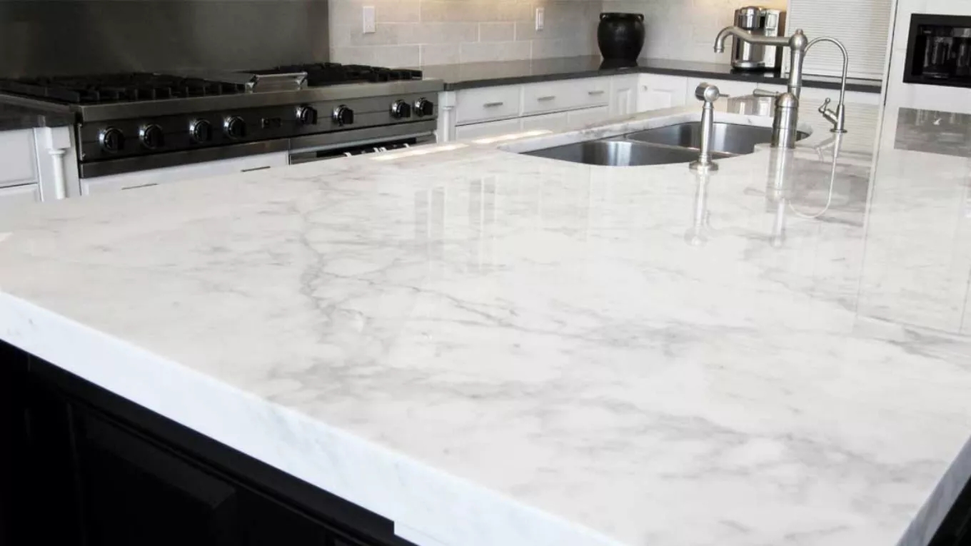 Corinth or quartz is better?