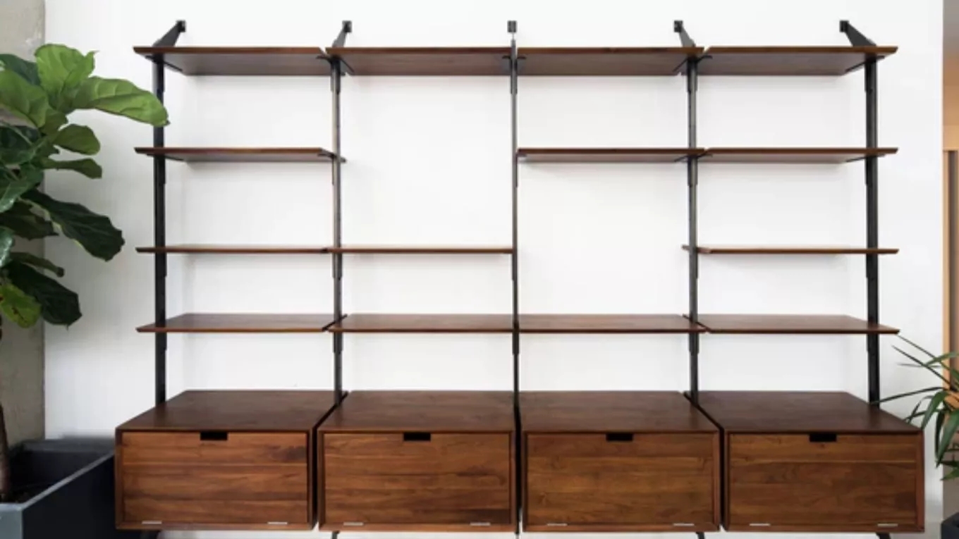 Comparison of metal and wooden shelves