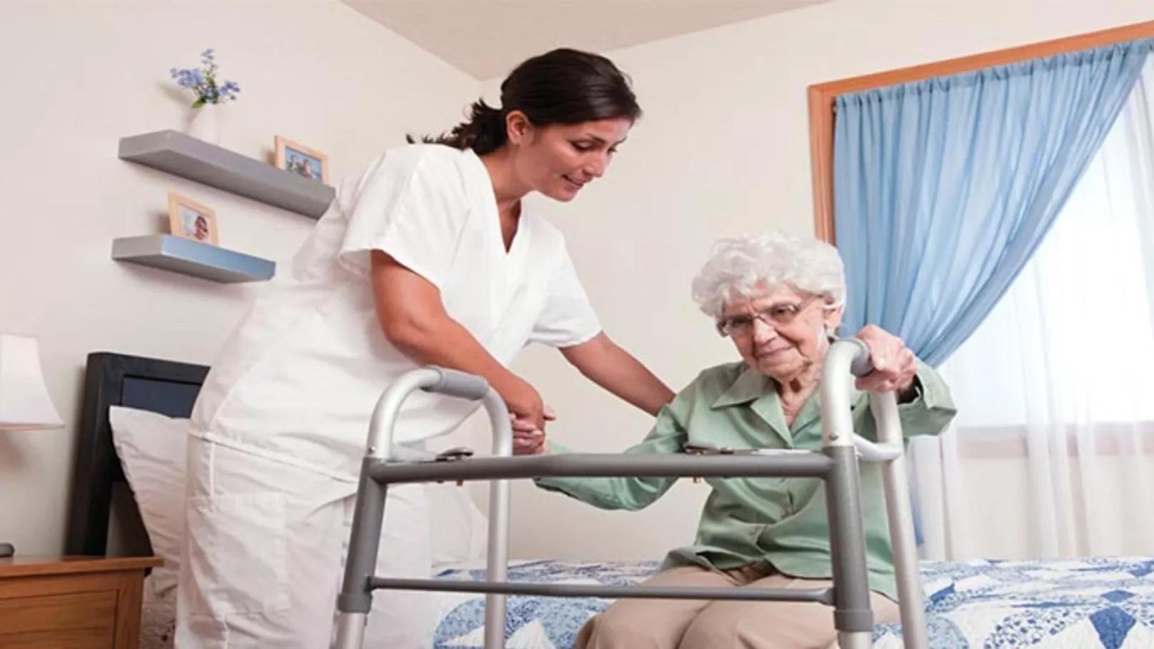 What are the factors affecting the salary of a nurse at home?