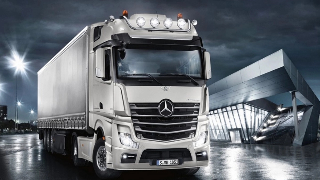 Benz Aria stock spare parts in Lanjan, Isfahan
