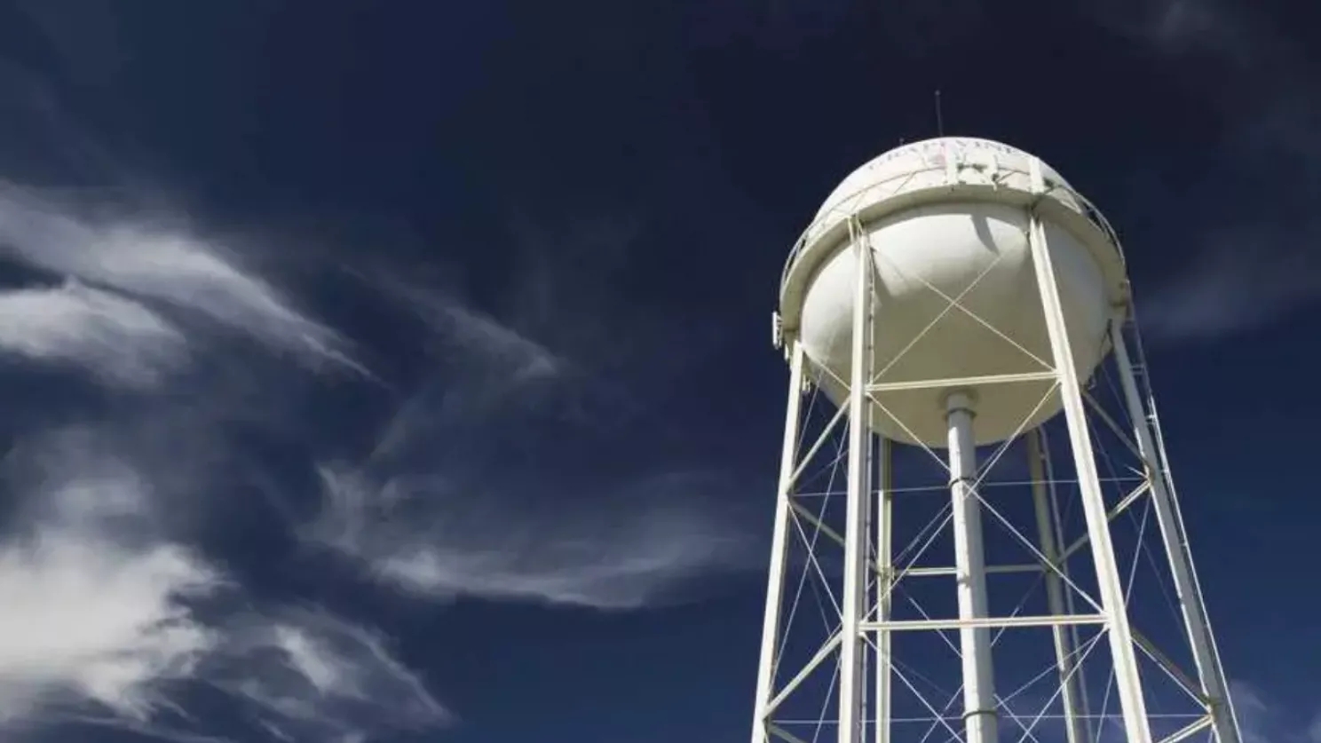 Application of air water tanks