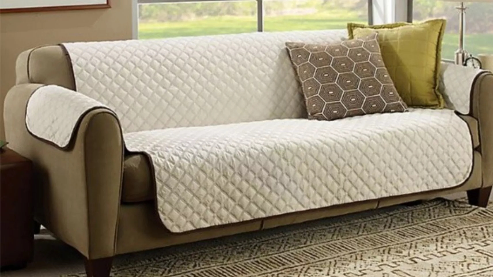 Who is suitable for buying and choosing a sofa cover?