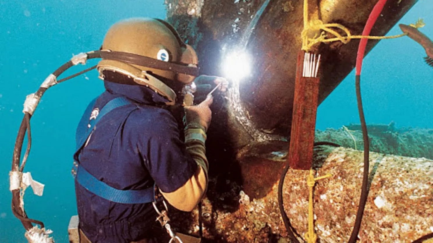 Underwater welding electrodes