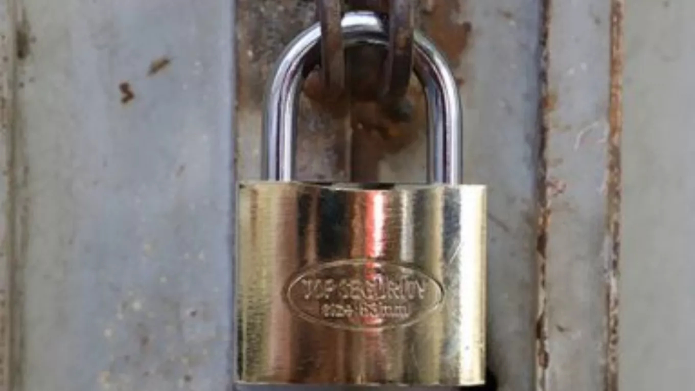 What is a padlock?