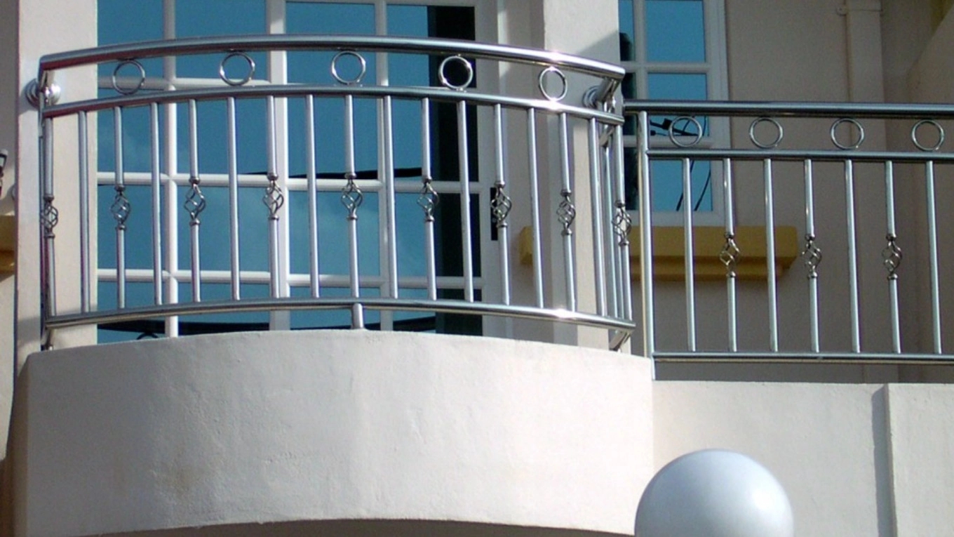 Stainless steel railing