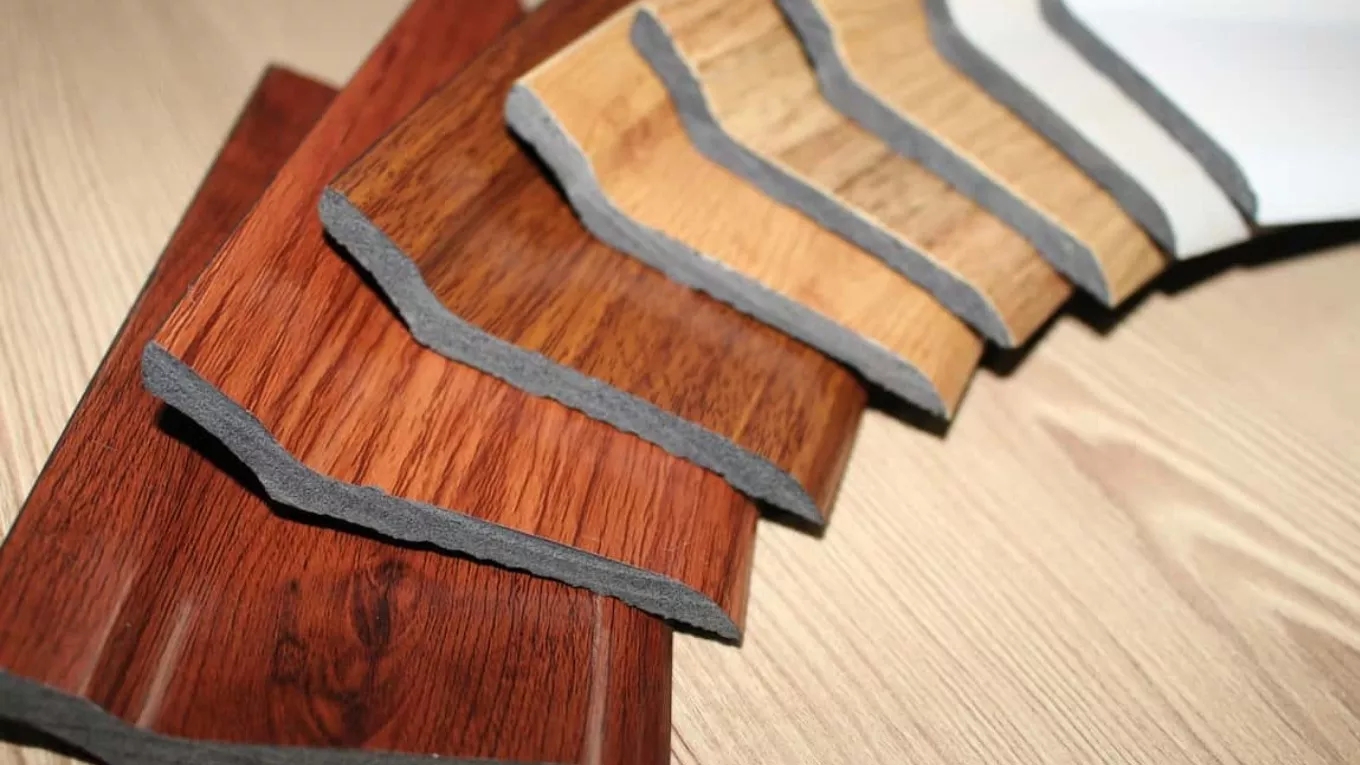 Wooden cornices