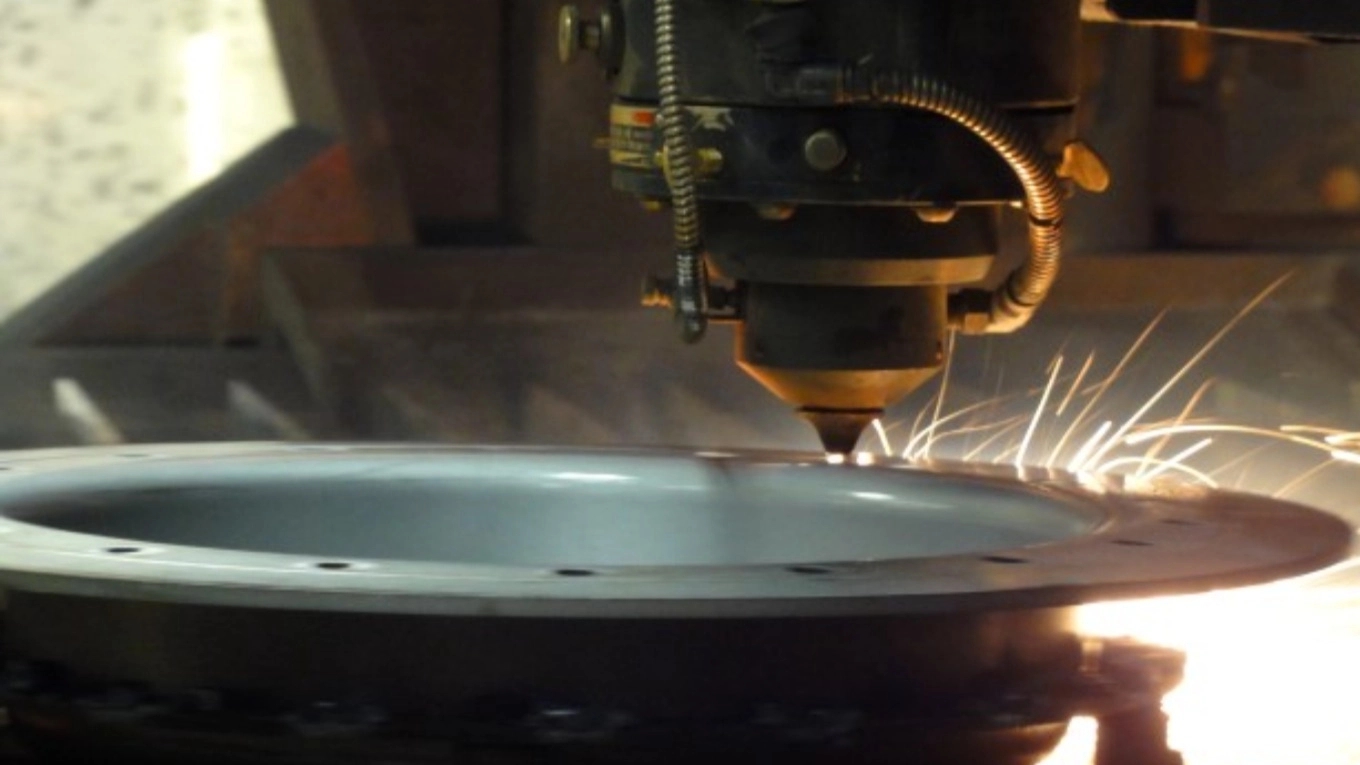 Lathe and its use in different industries