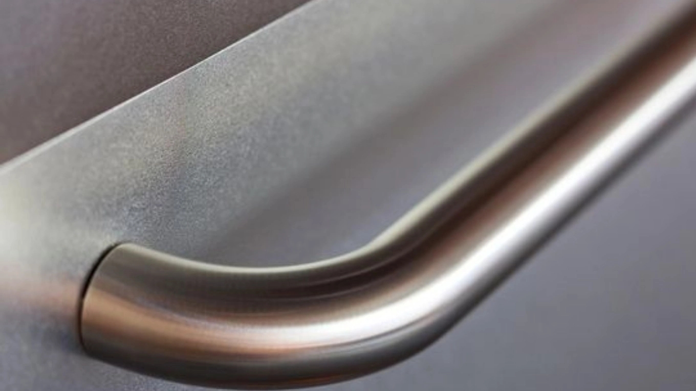 Manufacture and design of anti-theft door handles made of Sekorit glass and Miral Pishgam, excellent handles in Tabriz