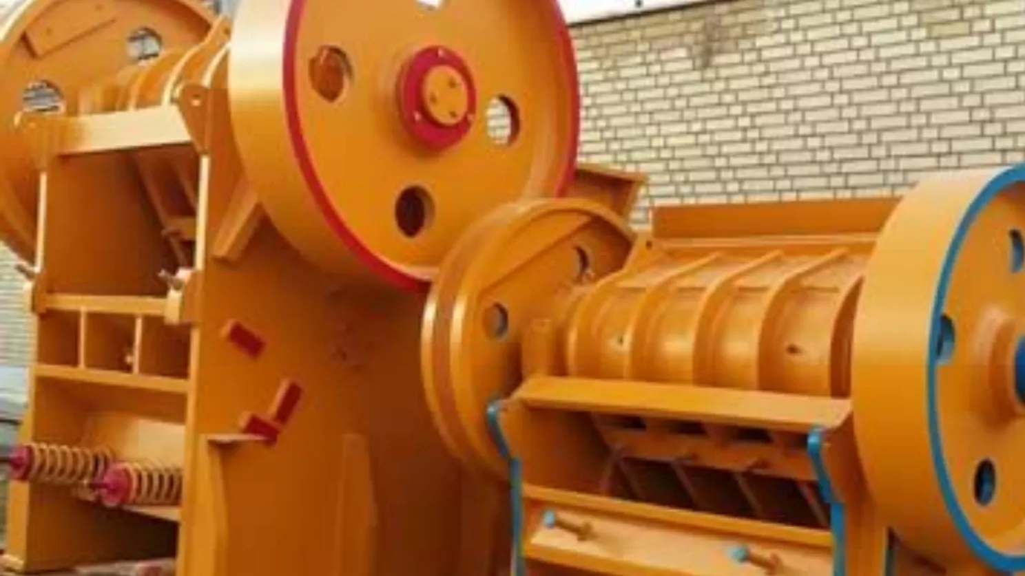 Zero to hundred qubit or impact crusher