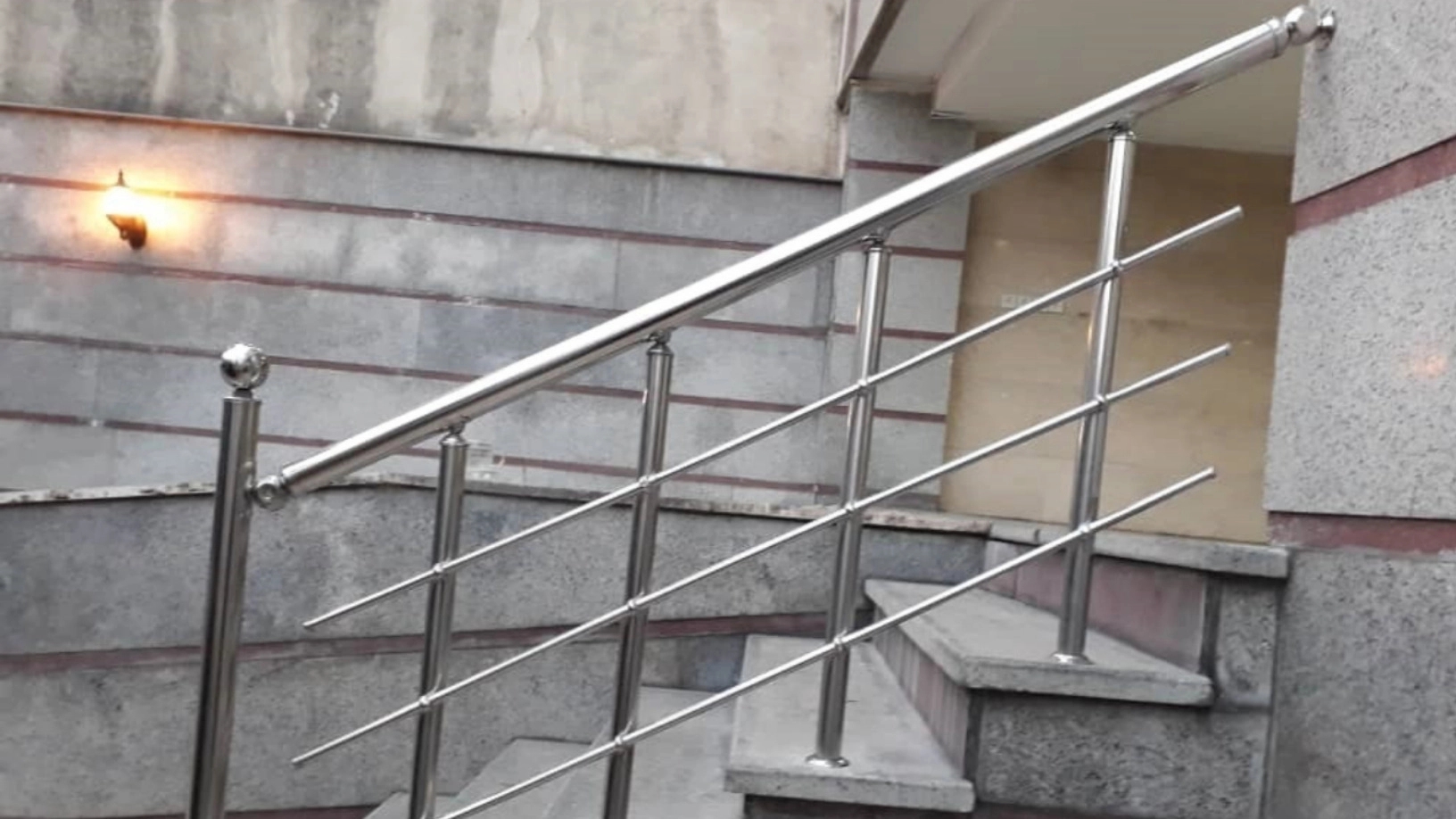 Comprehensive information about steel fence