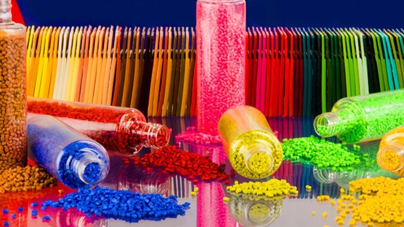 Manufacturer of Aseman masterbatch plastic pigments in Isfahan