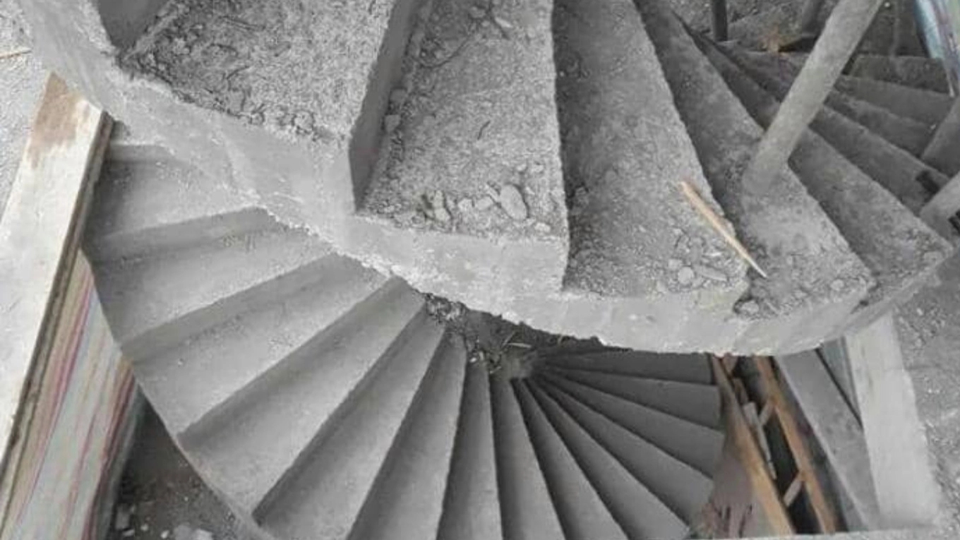 Getting to know the advantages of concrete duplex round stairs and how to implement them