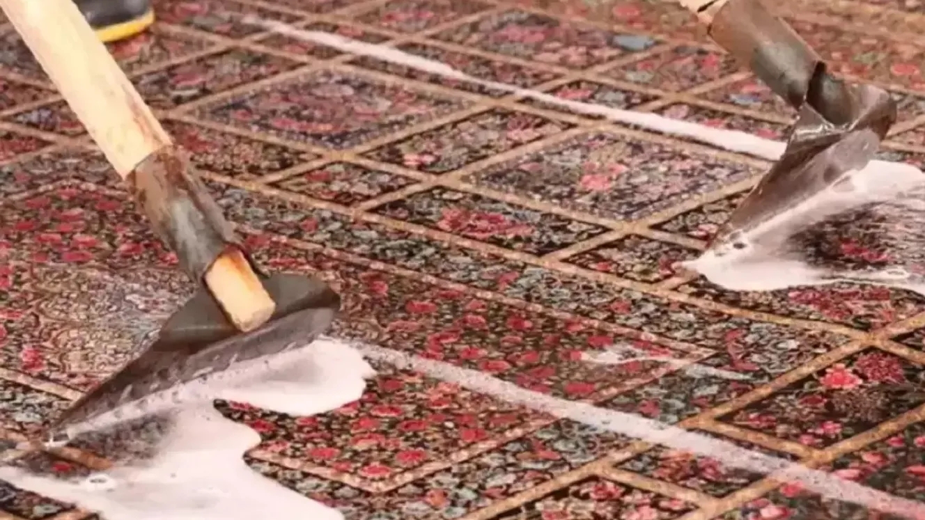 كيفية غسل السجاد اليدوي في منظف السجاد