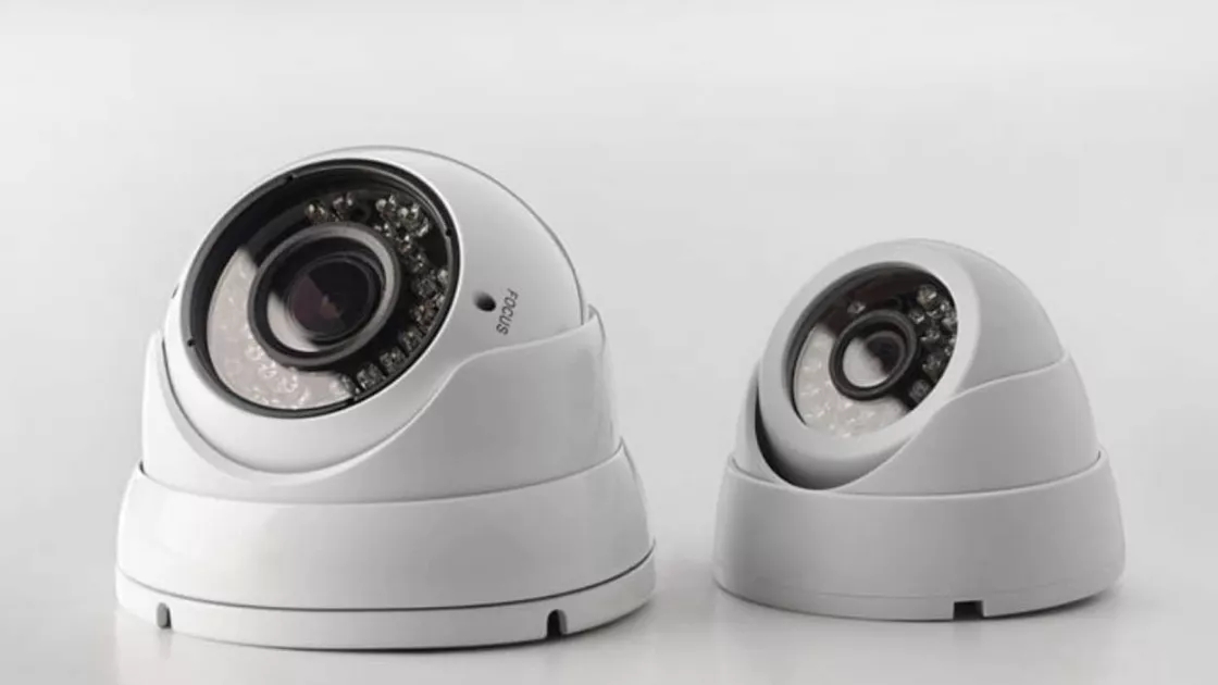 How does a CCTV camera work?