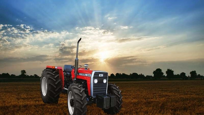 Components of a tractor shovel:
