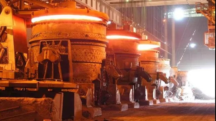 The difference between induction furnace and electric arc furnace