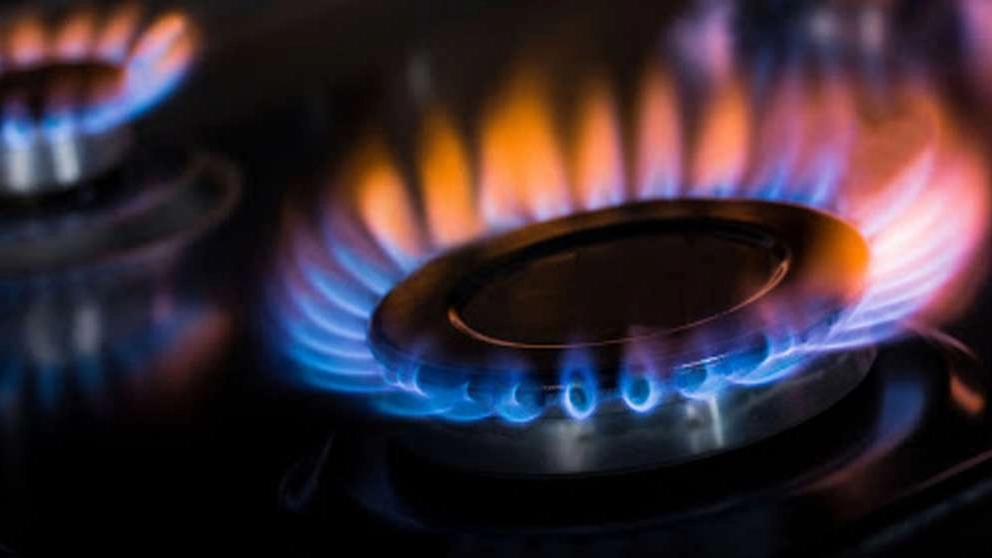 Production and sale of Omid Gas cast iron gas stoves in Farun Abad, Tehran