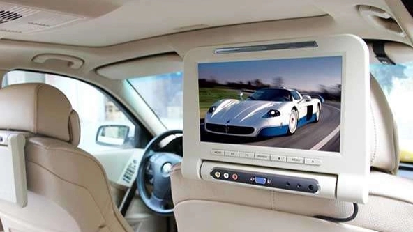 Checking the types of car monitors