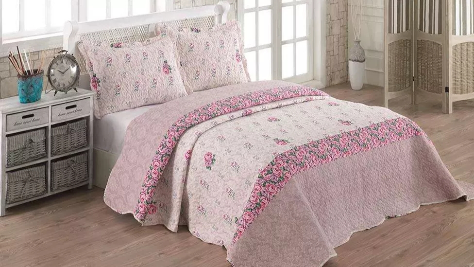 Key points in buying bedspreads and their models