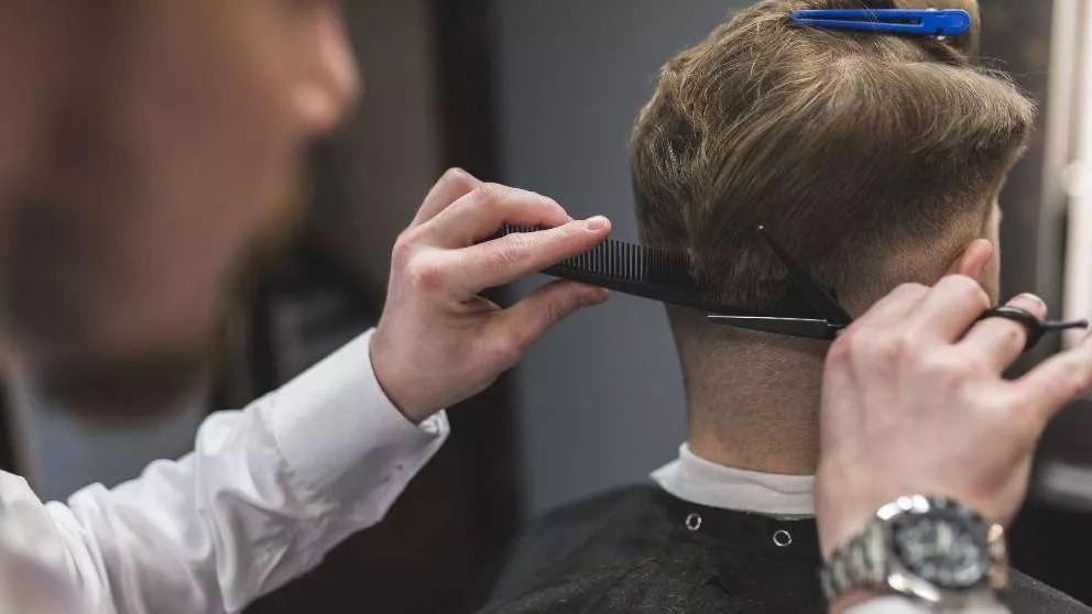 All kinds of men's hairdressing services