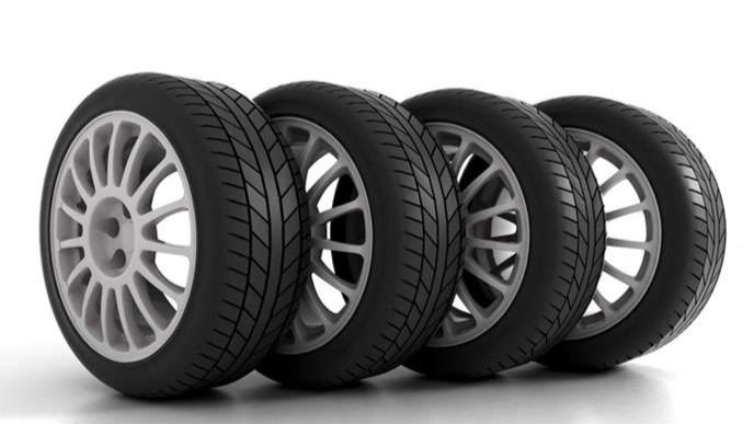 Buying and selling and repairing second-hand tires of Adel Ghorbani in Tehran