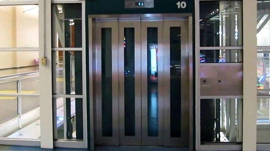 Types of elevators and home lifts