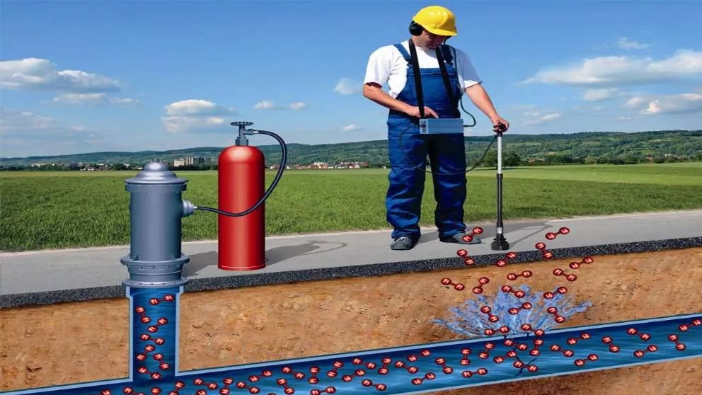 Types of leak detectors