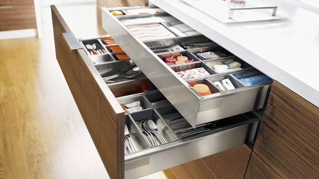 یراق آلات کابینت چیست و هرکدام چه کاربردی دارند؟