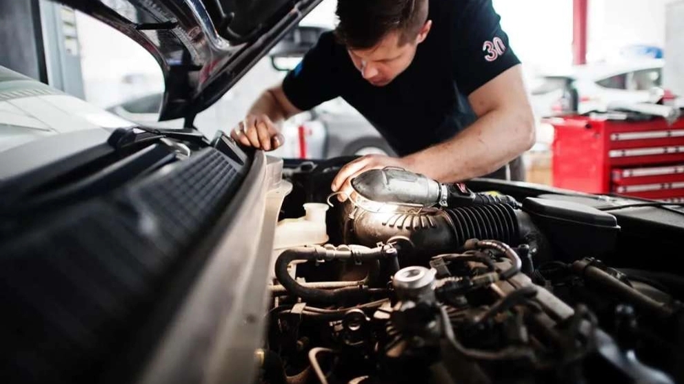Characteristics of a skilled mechanic
