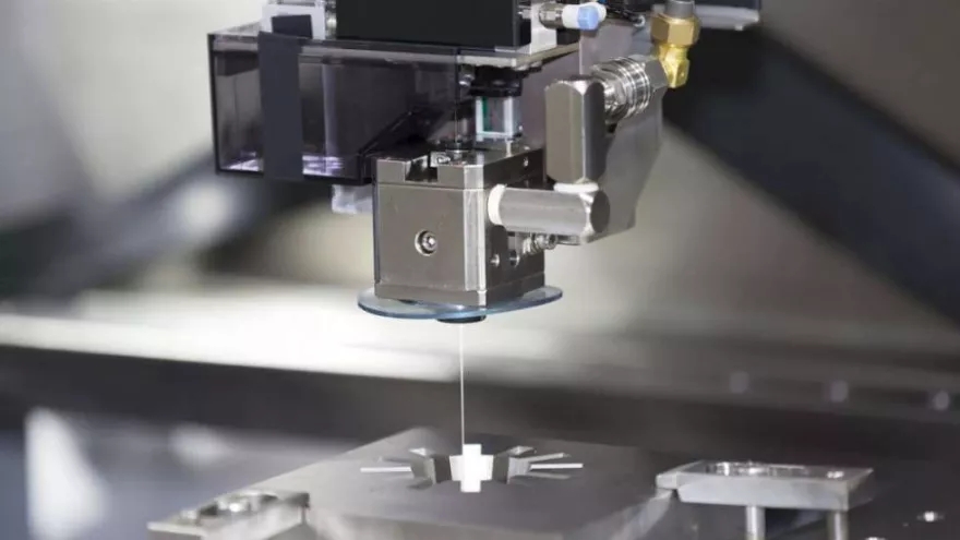 Examining the use and operation of various types of CNC machines
