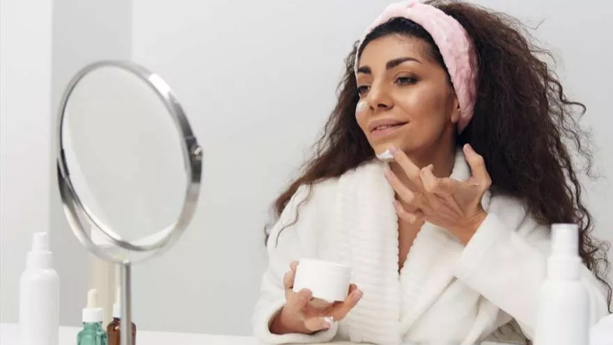 Procedures for facial skin cleansing