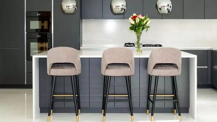 Introduction of open chairs