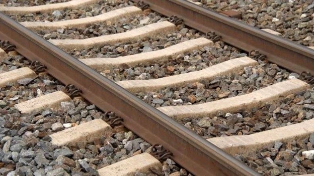 Railway rail alloy analysis