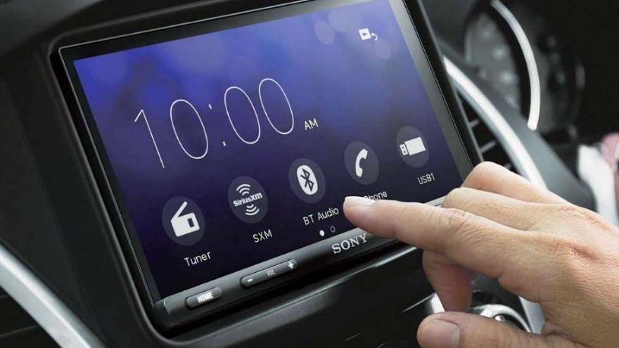Comparison of car radios