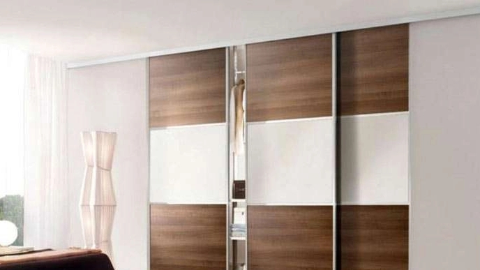 یک کمد دیواری مناسب باید چه ویژگی‌هایی داشته باشد؟