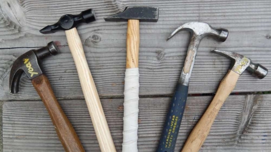 Precision engineering company producing industrial hammers in Tehran