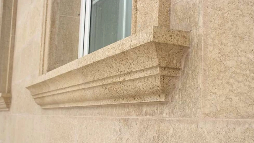 Application of travertine stone in building
