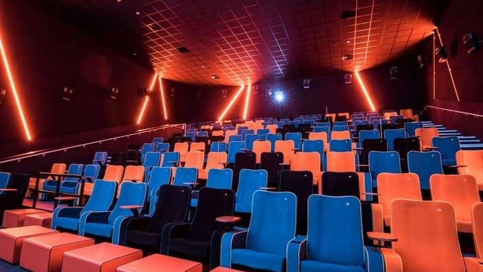 Factors affecting the price of cinema seats