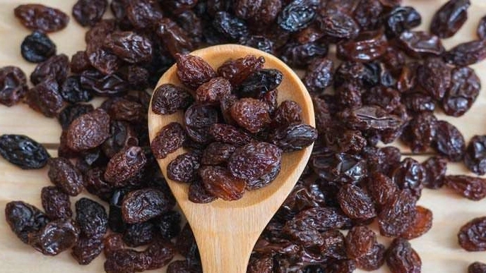 Introduction of raisins