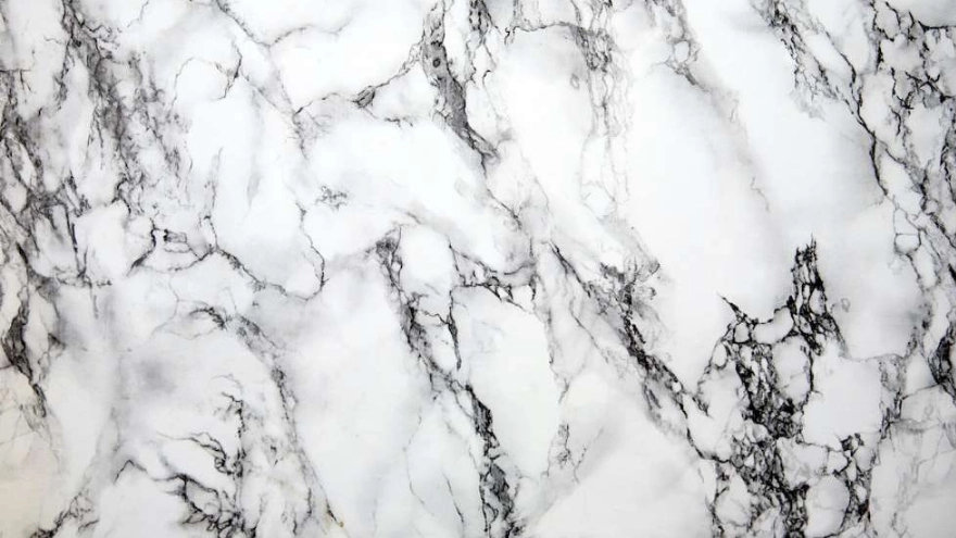 What is the use of marble in the building?