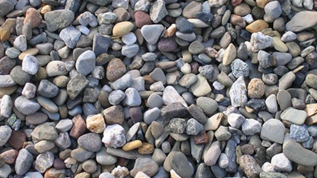 What is the difference between natural and broken sand?