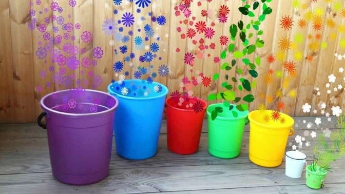 Selling all kinds of Avan plastic vases in Tehran