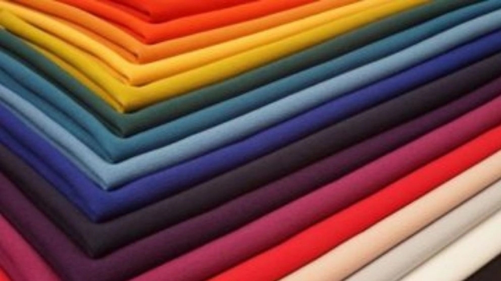 Types of fabric suitable for mantles