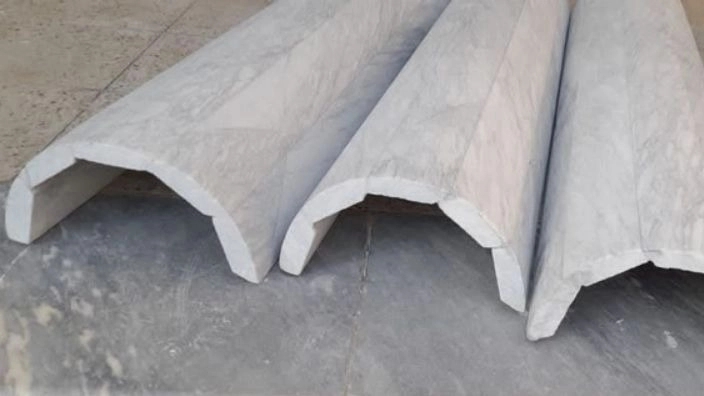 Production of Kazemi round stone columns in Isfahan