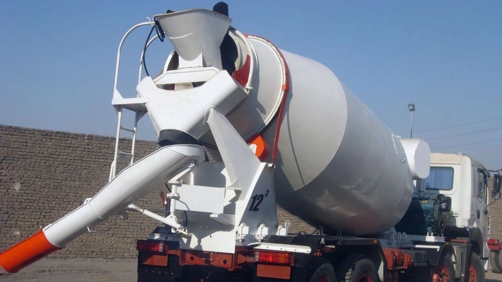 Advantages and tips of using a track mixer