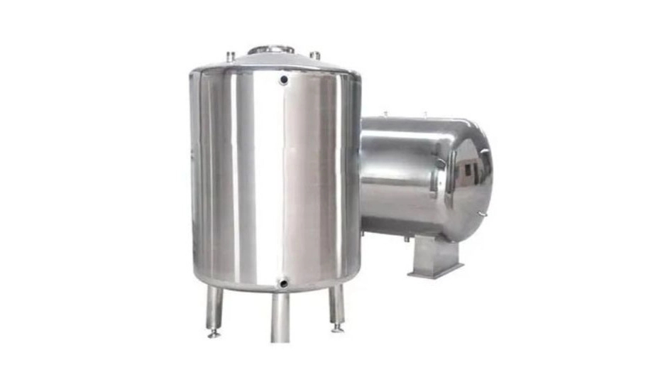In what industries are steel tanks used?