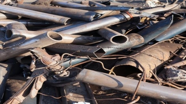 Iron scrap recycling
